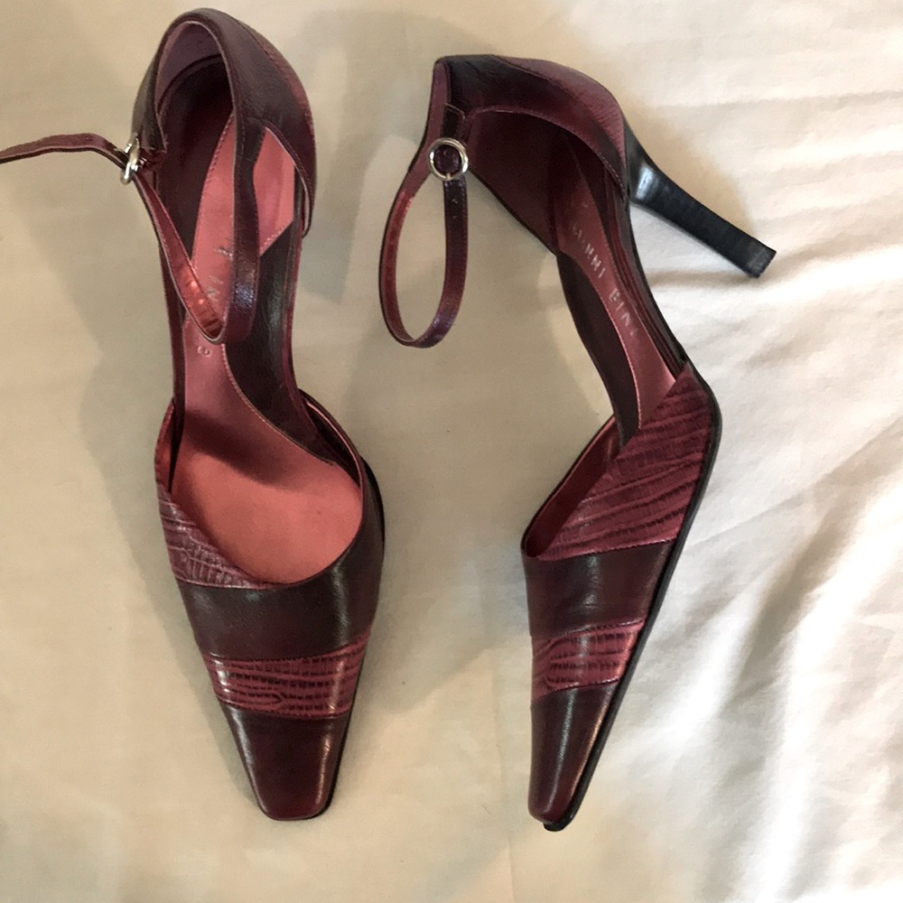 Burgundy and patterned heels with thin ankle strap
